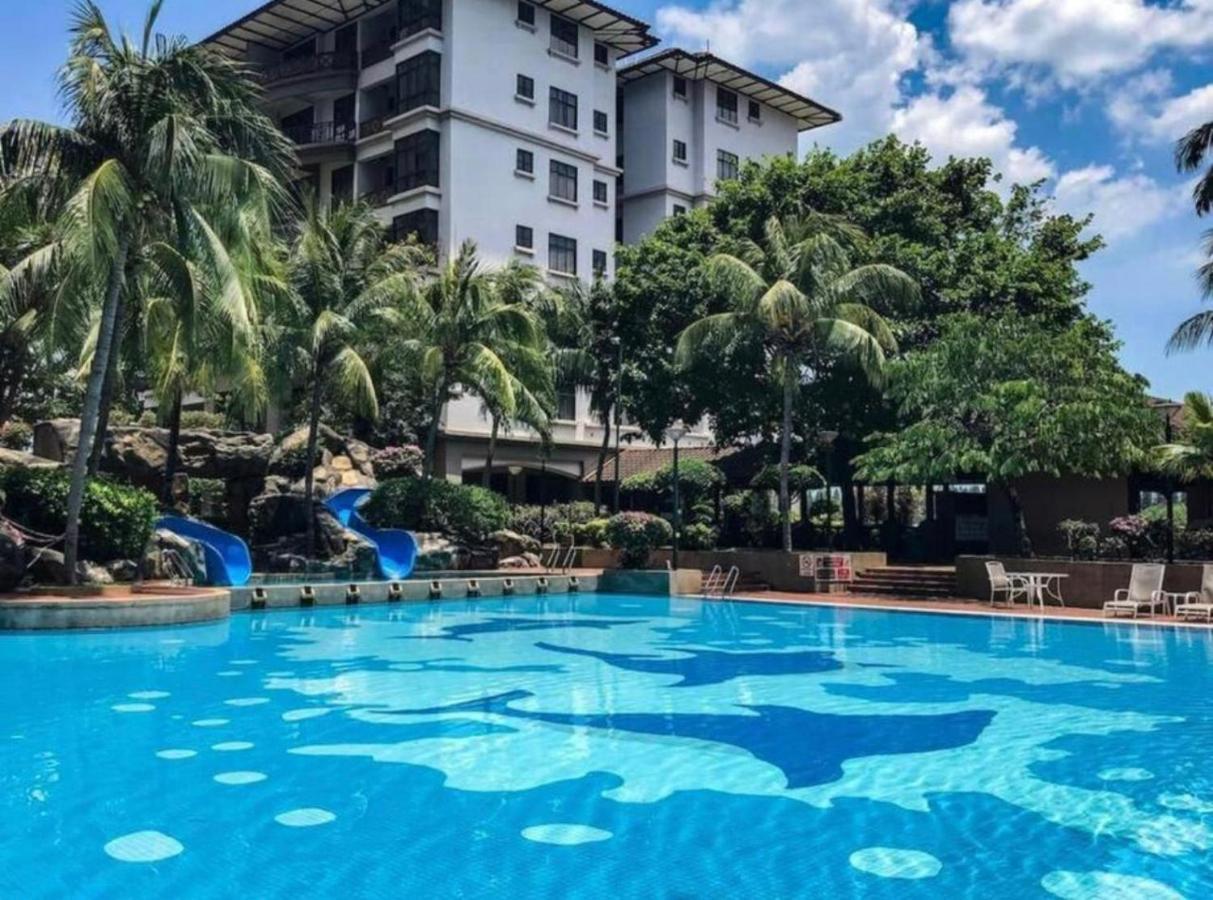 Instay Leisure Mahkota With Sea/Pool View Malacca Ngoại thất bức ảnh